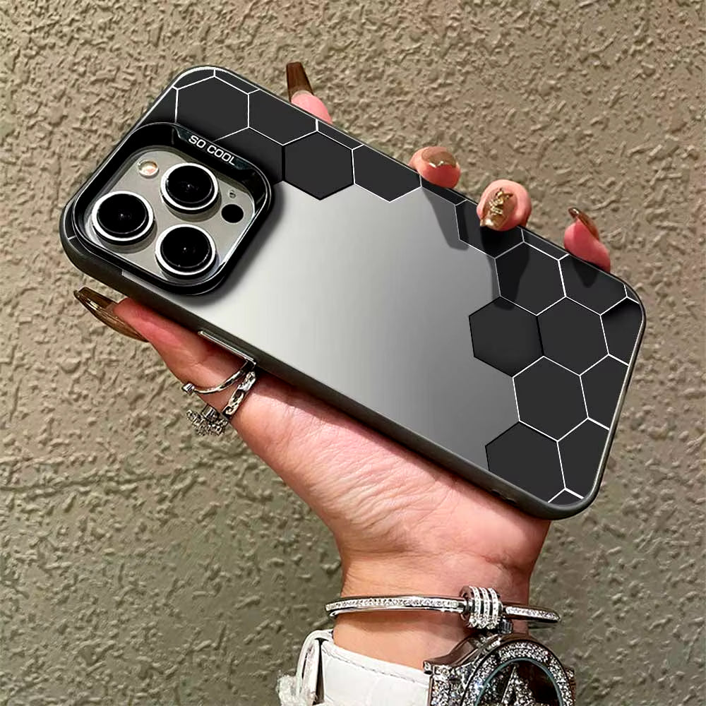كفر iPhone بنقشة سداسية من PC وTPU – ألوان وموديلات متعددة